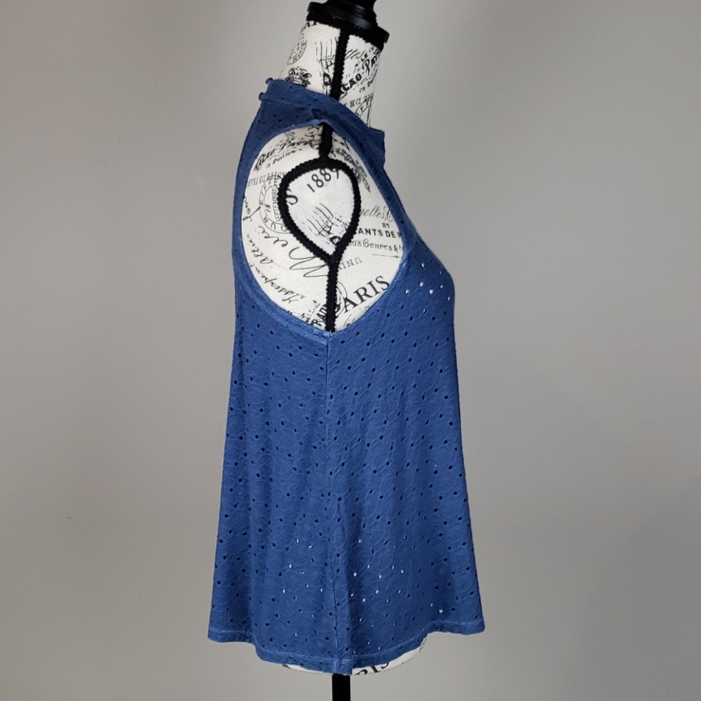 {American Eagle} Soft and Sexy Tank Going Out Top - Picture 2 of 7